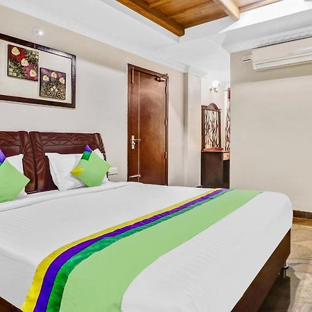 Treebo Symphony Hotels And Resorts Angamally Kizhake Chālakudi 外观 照片
