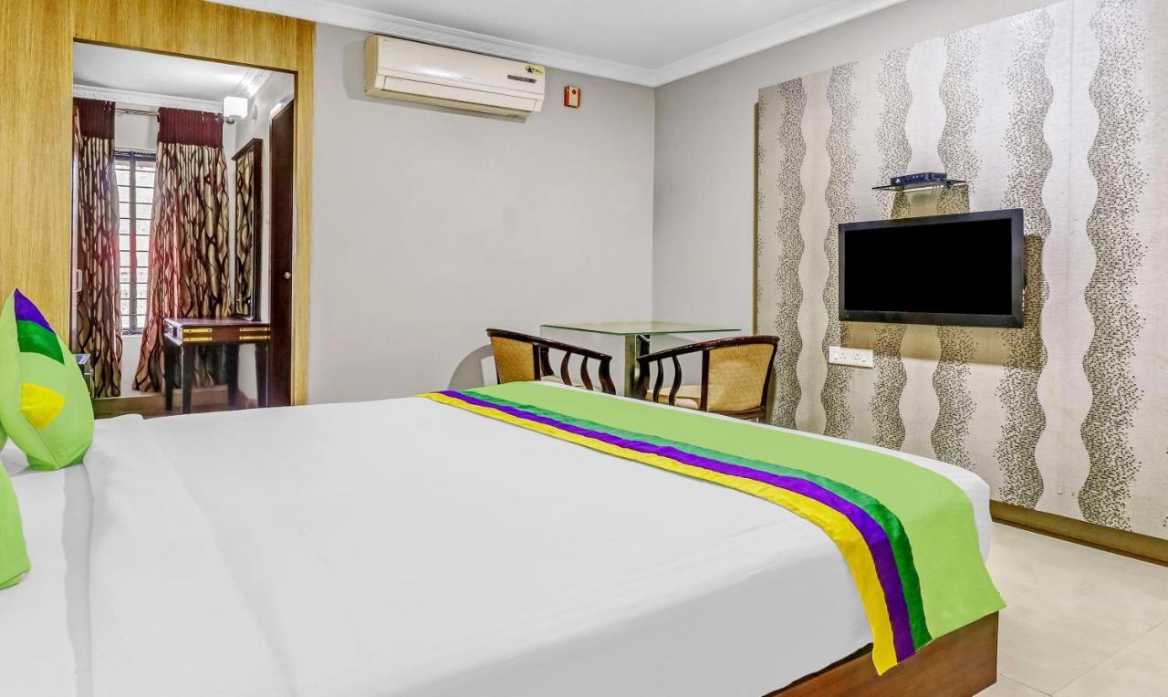 Treebo Symphony Hotels And Resorts Angamally Kizhake Chālakudi 外观 照片