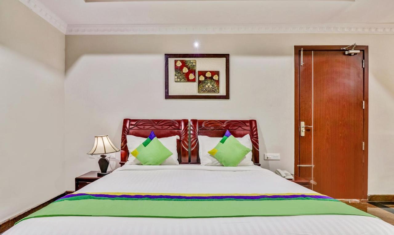Treebo Symphony Hotels And Resorts Angamally Kizhake Chālakudi 外观 照片