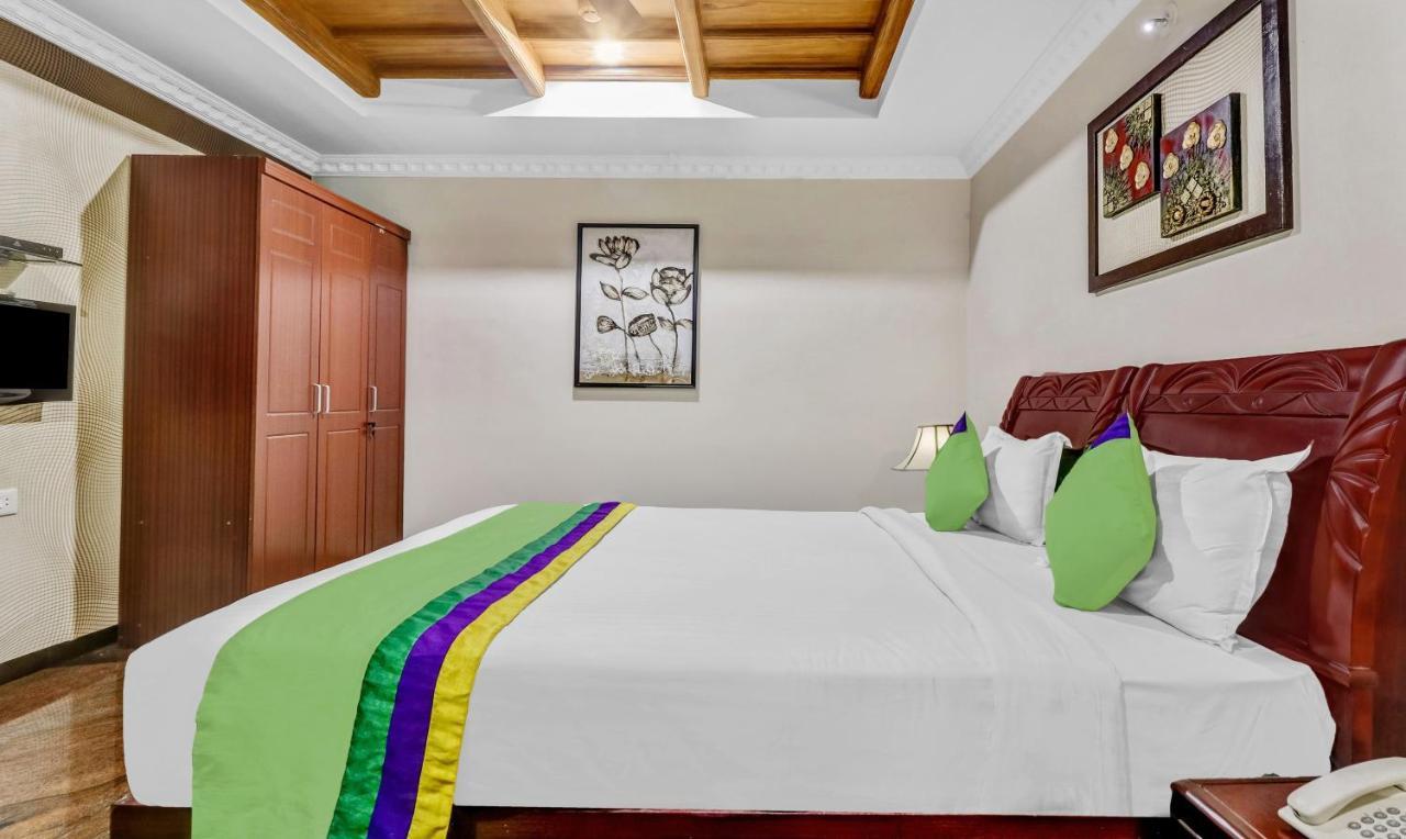 Treebo Symphony Hotels And Resorts Angamally Kizhake Chālakudi 外观 照片